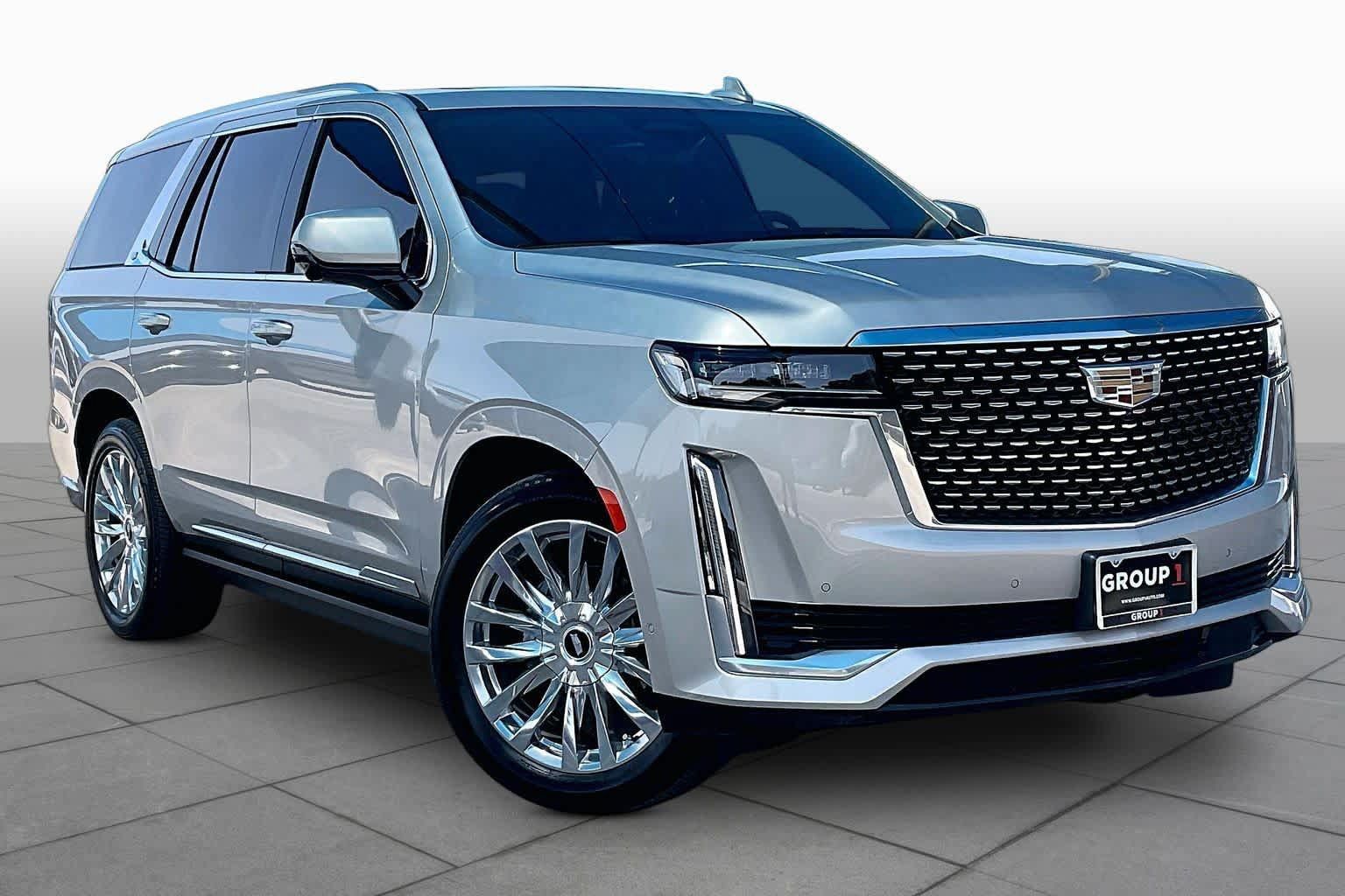 Used 2024 Cadillac Escalade Premium Luxury w/ Performance Package AWD/4WD image 4