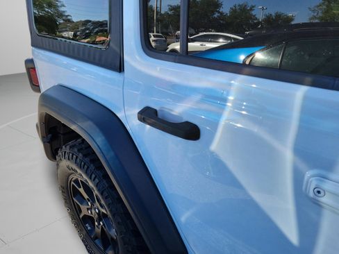 Used 2023 Jeep Wrangler Unlimited Sport AWD/4WD image 17
