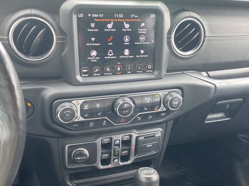 Used 2019 Jeep Wrangler Unlimited Sahara w/ Quick Order Package 24M Moab AWD/4WD image 28