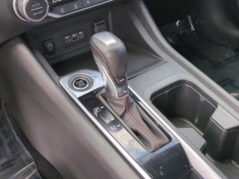 Used 2024 Nissan Sentra SR FWD image 26