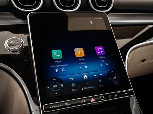 New 2026 Mercedes-Benz C 300 4MATIC Sedan image 34