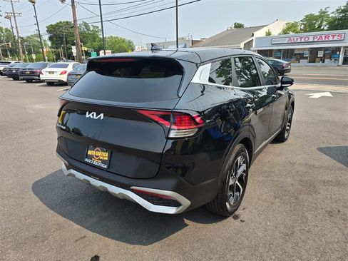 Used 2023 Kia Sportage EX FWD image 3