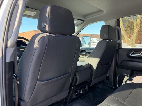 Used 2024 Chevrolet Silverado 2500 LT image 35