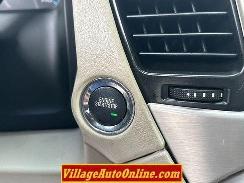 Used 2018 GMC Yukon Denali w/ Open Road Package AWD/4WD image 31