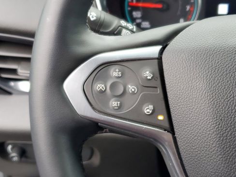 Used 2023 Chevrolet Traverse RS image 13