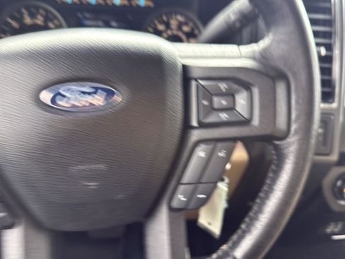 Used 2018 Ford F150 XLT w/ Equipment Group 302A Luxury AWD/4WD image 13