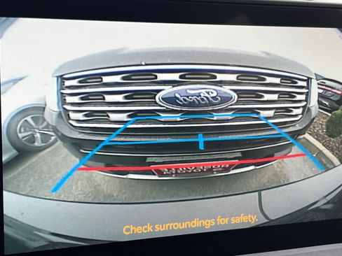 Certified 2024 Toyota Prius XLE image 20