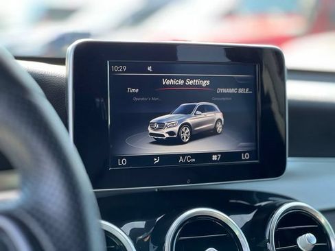 Used 2017 Mercedes-Benz GLC 300 4MATIC w/ Premium 1 Package image 38