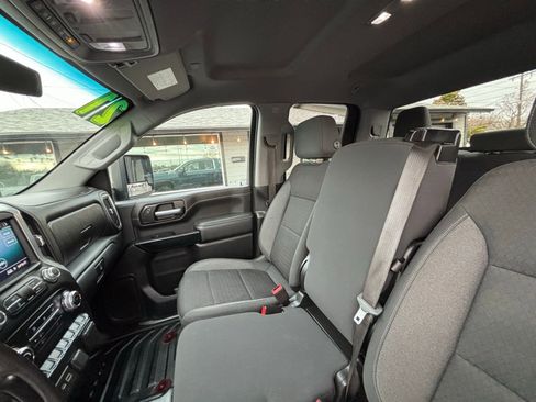 Used 2021 GMC Sierra 2500 SLE image 34