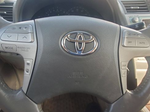 Used 2009 Toyota Camry XLE image 15