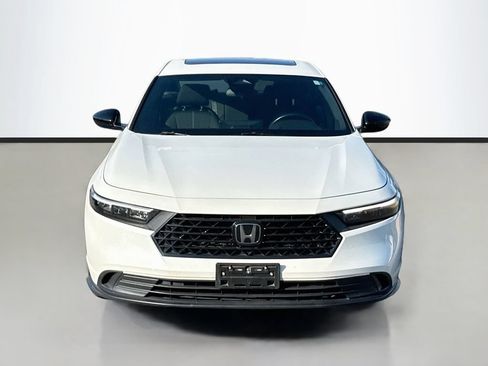 Used 2023 Honda Accord Sport image 2