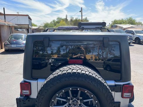Used 2018 Jeep Wrangler Unlimited Sport S AWD/4WD image 45