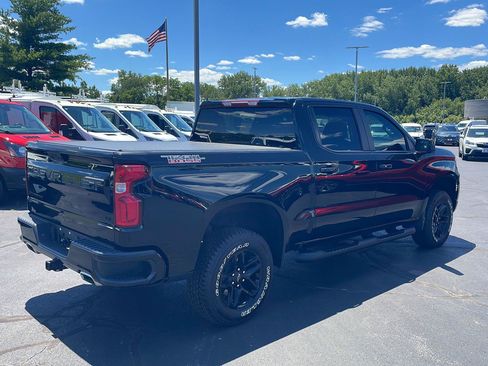Used 2023 Chevrolet Silverado 1500 LT Trail Boss w/ Protection Package AWD/4WD image 5