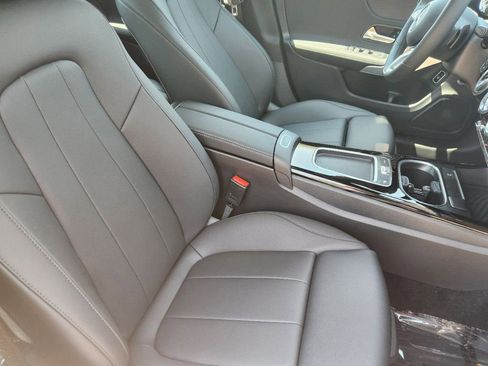 New 2025 Mercedes-Benz CLA 250 4MATIC image 16
