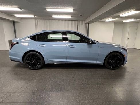 New 2026 Cadillac CT5 V w/ LPO, ONYX Package image 6