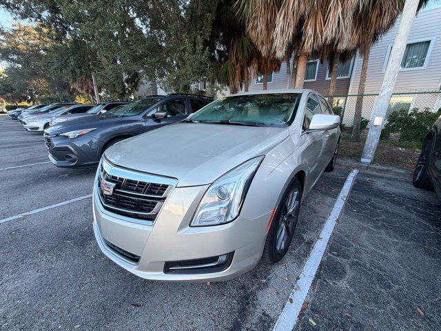 Used 2016 Cadillac XTS FWD image 1
