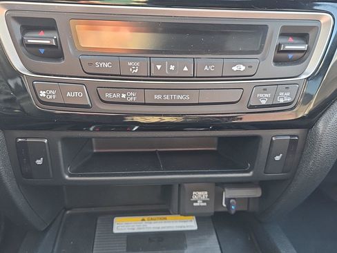 Used 2023 Honda Ridgeline Black Edition image 34