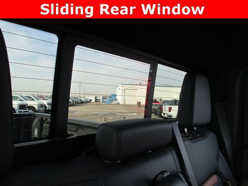 Certified 2025 GMC Sierra 2500 AT4 image 26