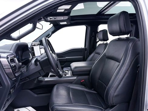 Used 2025 Ford F150 Lariat image 19