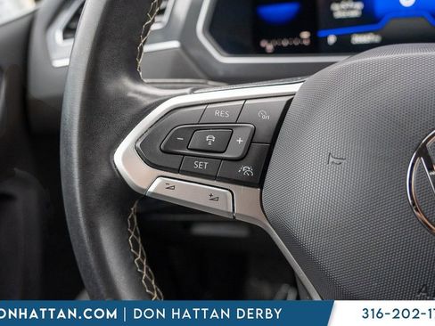 Used 2023 Volkswagen Tiguan SE image 10