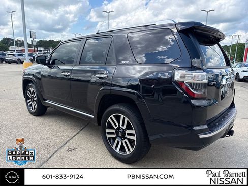 Used 2024 Toyota 4Runner Limited RWD image 3