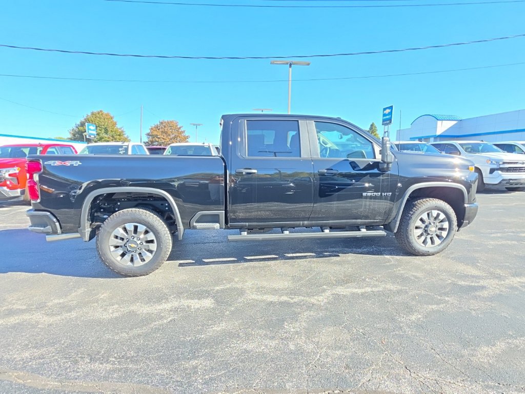 New 2026 Chevrolet Silverado 2500 Custom w/ Custom Value Package AWD/4WD image 9