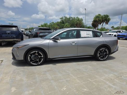 New 2026 Kia K4 EX FWD image 4