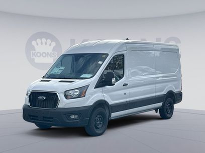 New 2025 Ford Transit 250 148 Medium Roof w/ Exterior Upgrade Package