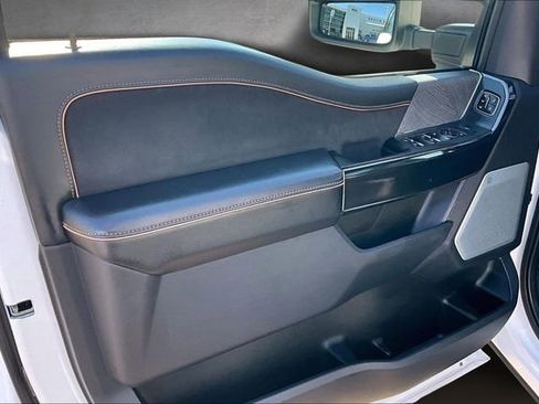 Used 2023 Ford F350 Platinum image 17