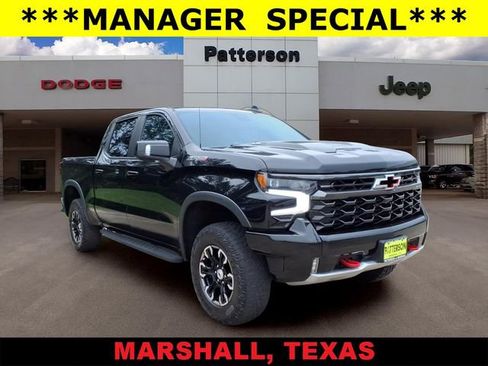 Used 2023 Chevrolet Silverado 1500 ZR2 w/ Technology Package AWD/4WD image 1