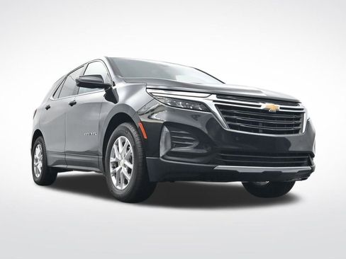 Used 2023 Chevrolet Equinox LT image 32