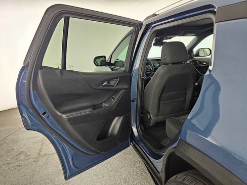 Used 2025 Chevrolet Equinox LT AWD/4WD image 15