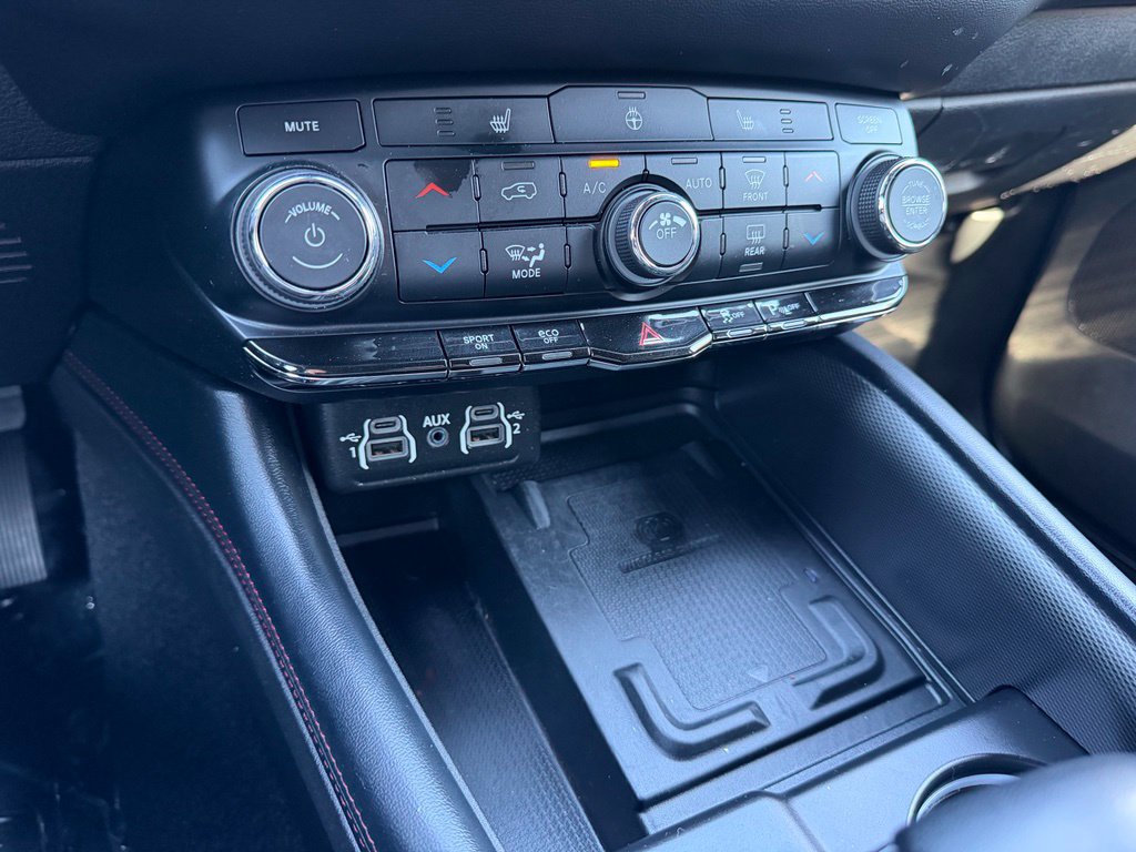 Used 2023 Dodge Durango R/T w/ Blacktop Package AWD/4WD image 44