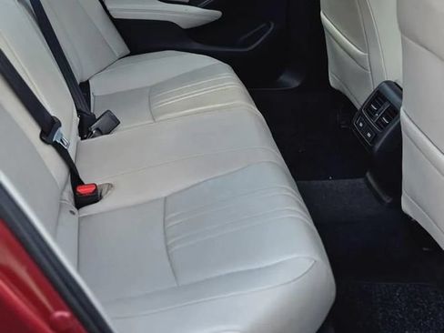 Used 2021 Honda Accord Touring image 8