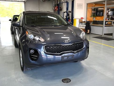Used 2019 Kia Sportage LX AWD/4WD image 3