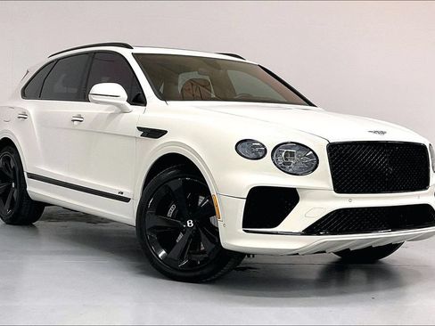 Used 2022 Bentley Bentayga AWD/4WD image 37