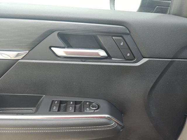 Used 2026 GMC Acadia Elevation w/ Elevation Premium Package FWD image 29