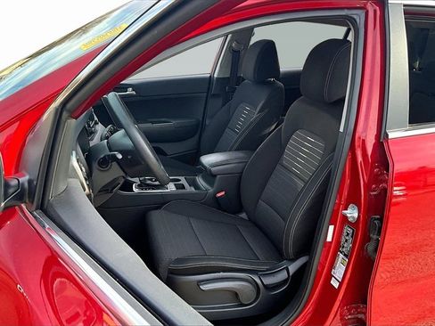 Used 2018 Kia Sportage LX image 27
