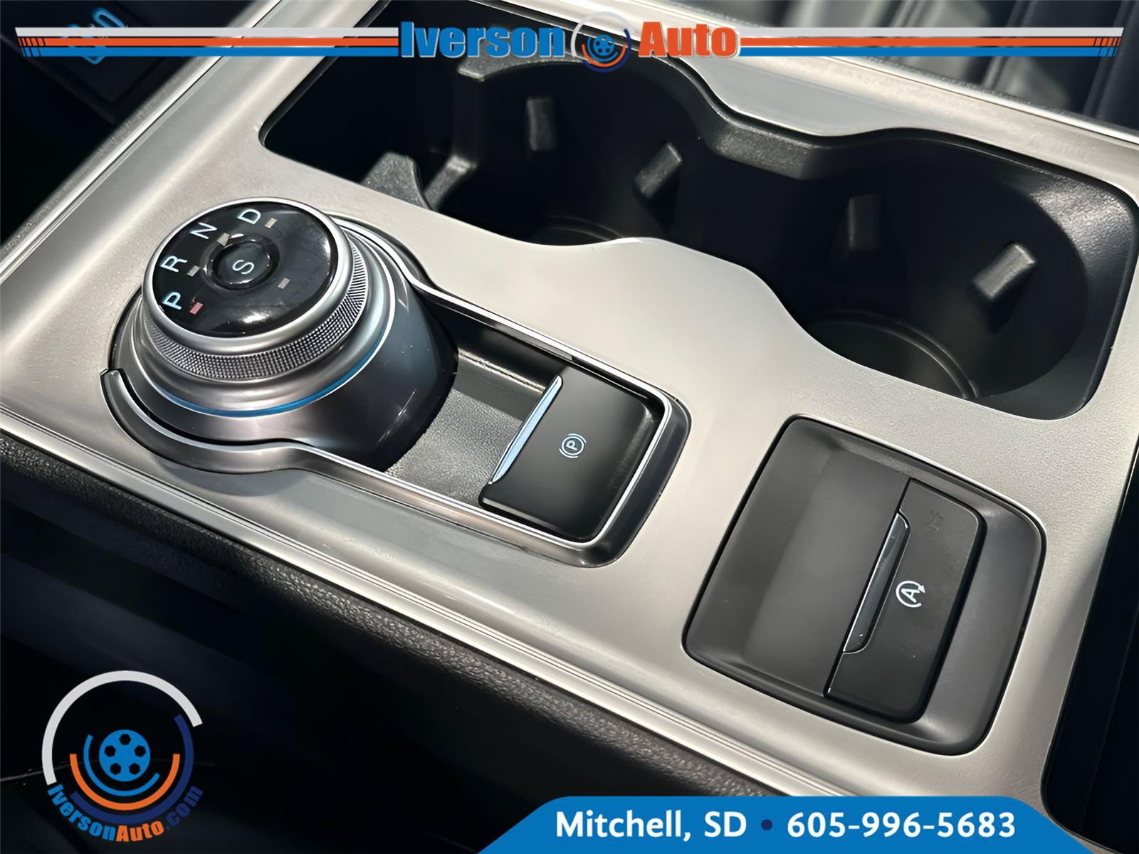 Used 2024 Ford Edge SEL w/ Convenience Package AWD/4WD image 32