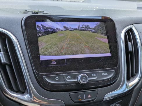 Certified 2022 Chevrolet Equinox Premier FWD image 20