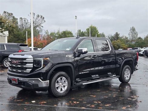 New 2026 GMC Sierra 1500 SLE w/ Preferred Package image 8