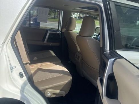 Used 2011 Toyota 4Runner SR5 w/ Convenience Pkg AWD/4WD image 18