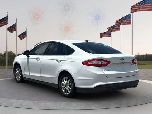 Used 2016 Ford Fusion S FWD image 5
