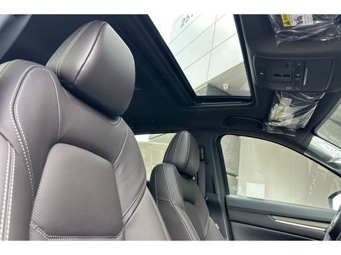 New 2025 MAZDA CX-5 Signature image 16