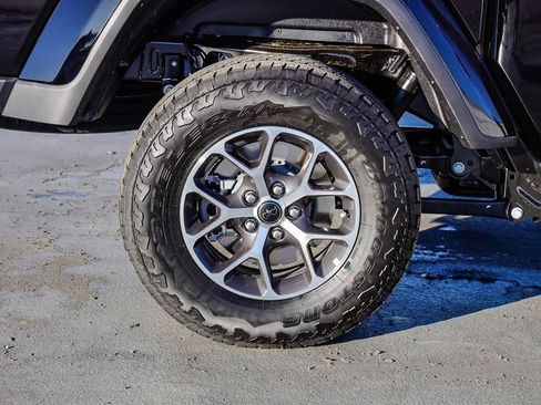 New 2026 Jeep Gladiator Sport image 12