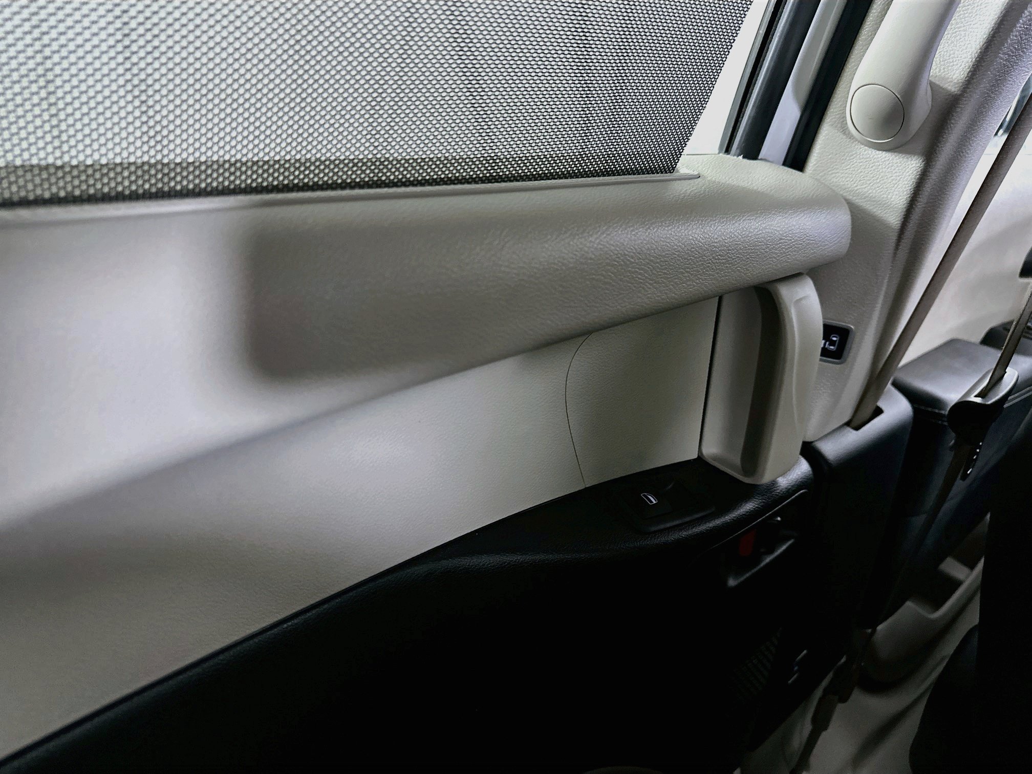 Used 2024 Chrysler Pacifica Touring-L FWD image 25