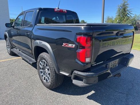 Used 2024 Chevrolet Colorado Z71 w/ Z71 Convenience Package 2 image 5