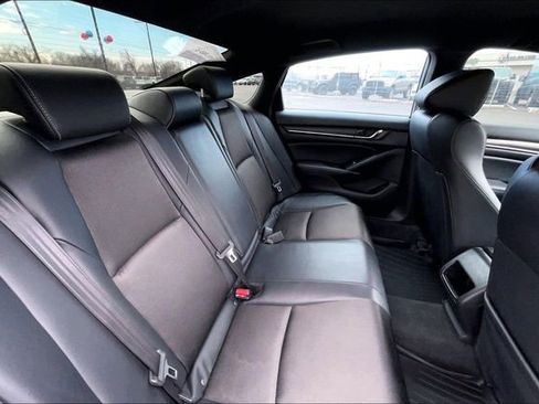 Used 2022 Honda Accord Sport image 29