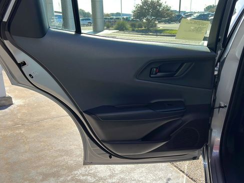 New 2026 Toyota Prius LE image 10