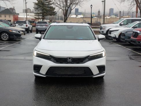 Used 2024 Honda Civic EX-L image 11